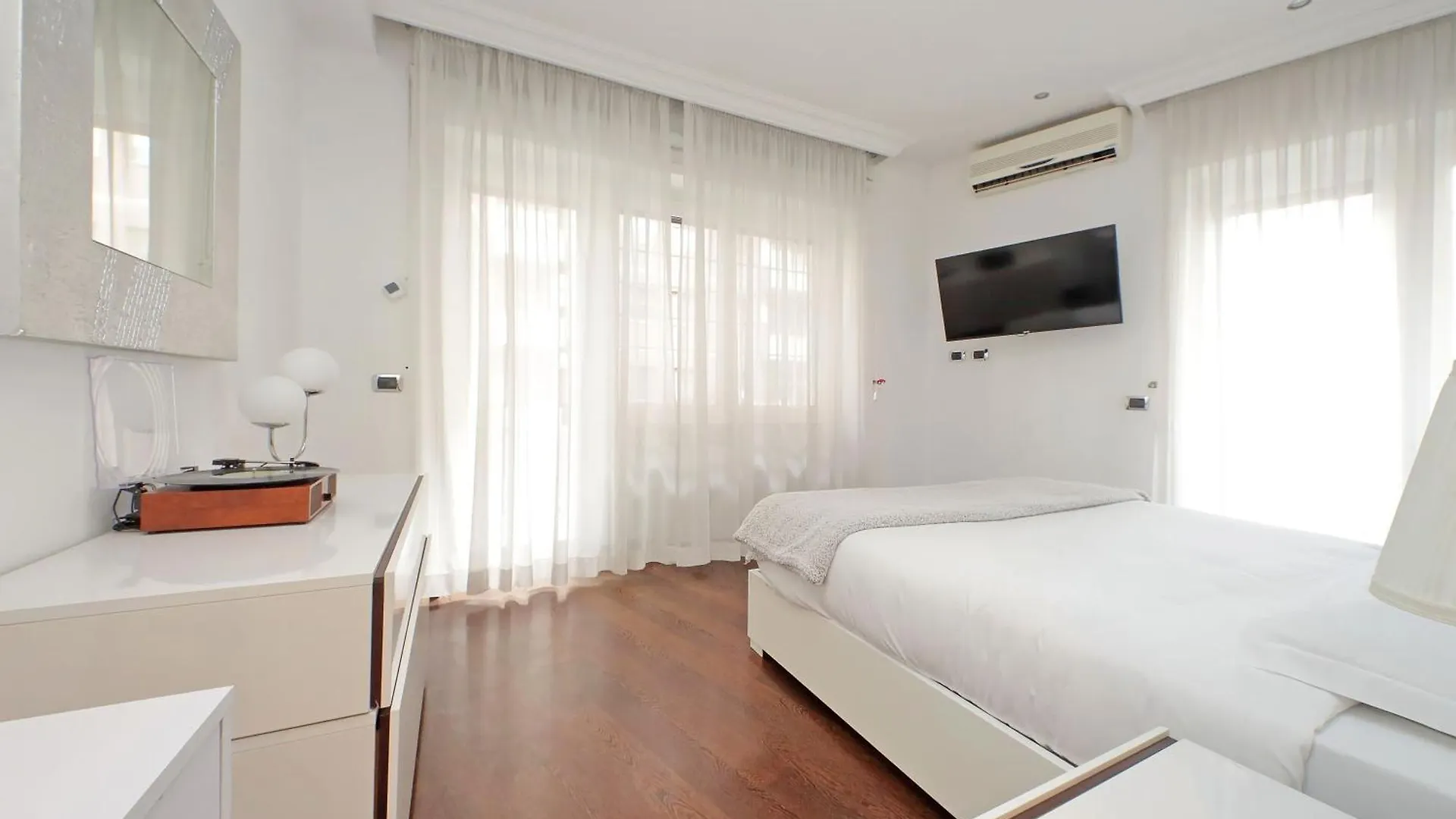4Bnb - Luxury Cipro Home Rome 0*,  Italy